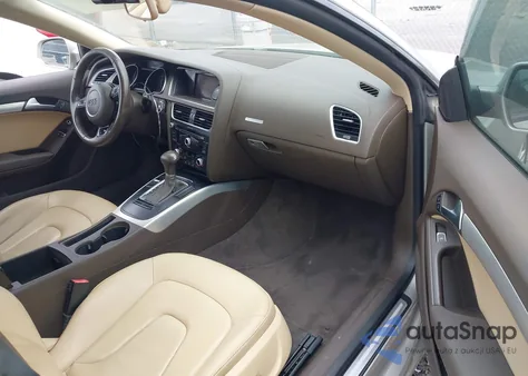 2014 Audi A5 Premium z USA, uszkodzony, nr VIN WAUCFAFR2EA052753